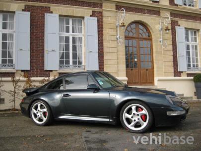 Porsche 911 BiTurbo (993)
