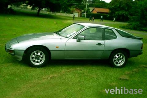 Porsche 924