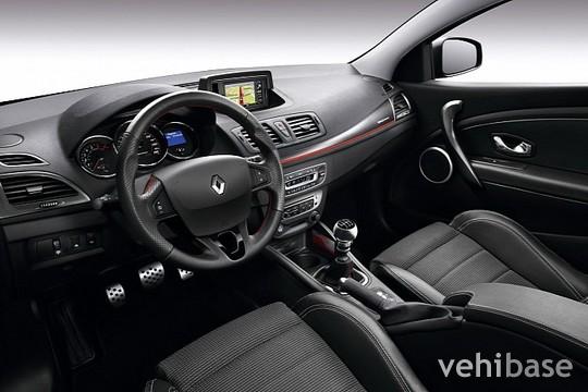 Renault Megane Estate GT 220