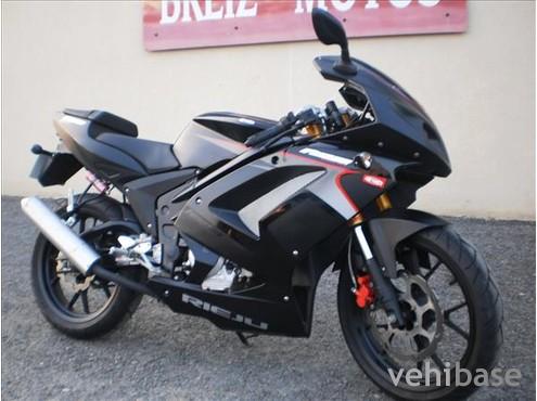 Rieju RS2 Pro 125
