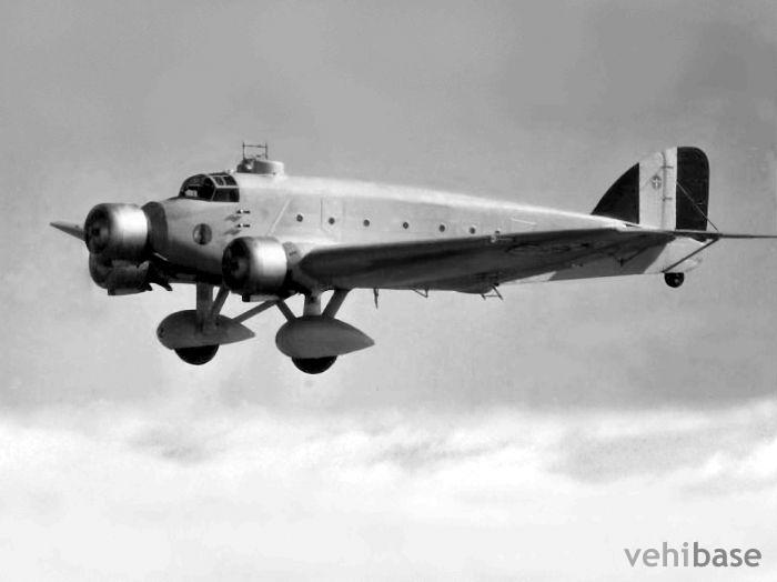 Savoia-Marchetti SM.81