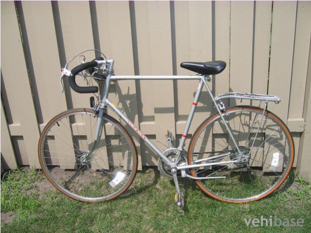 Schwinn LeTour Luxe