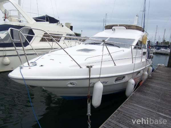 Sealine 330 Statesman