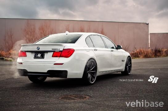 SR Auto Group 750Li Grand Walker