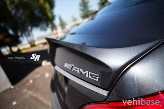 SR Auto Group CLS63 AMG Maximus