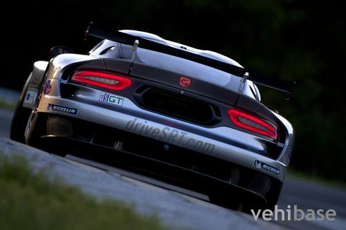 SRT Viper GTS-R