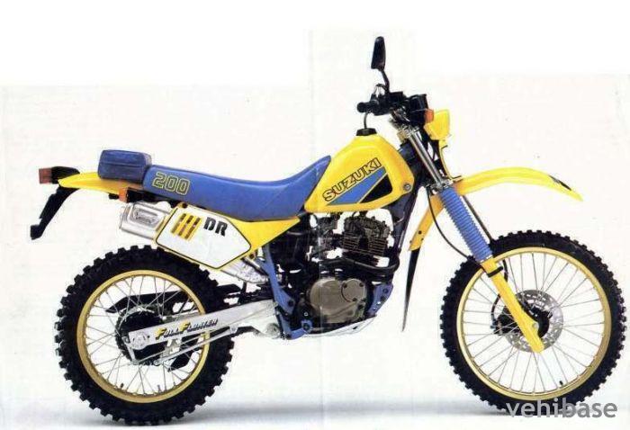 Suzuki DR 200