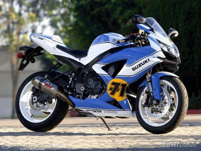 Suzuki GSX-R 750 Barry Sheene Tribute