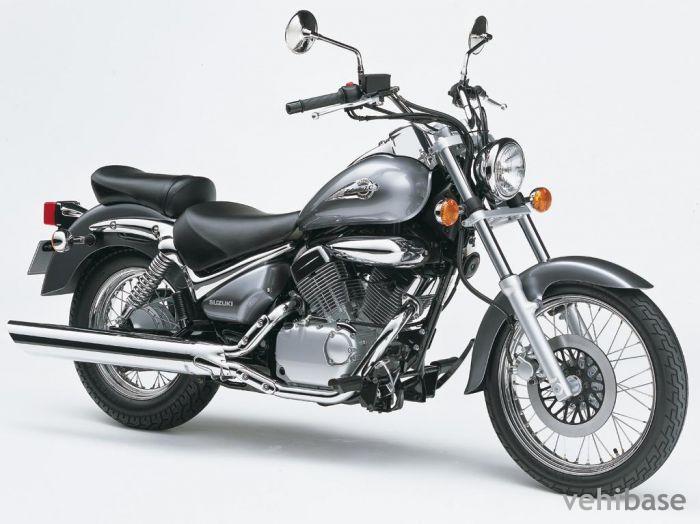Suzuki Intruder 125 LC