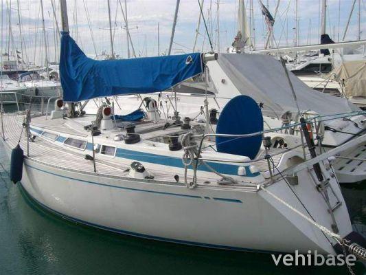 Swan 371