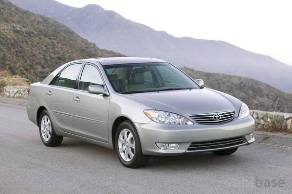 Toyota Camry LE V6