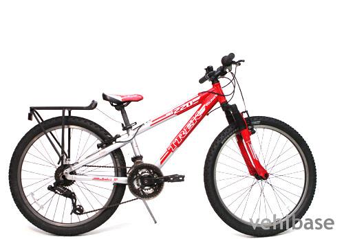 Trek 220