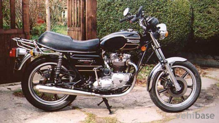 Triumph Bonneville T140D