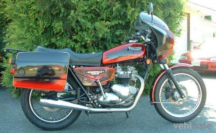 Triumph Bonneville T140E Executive