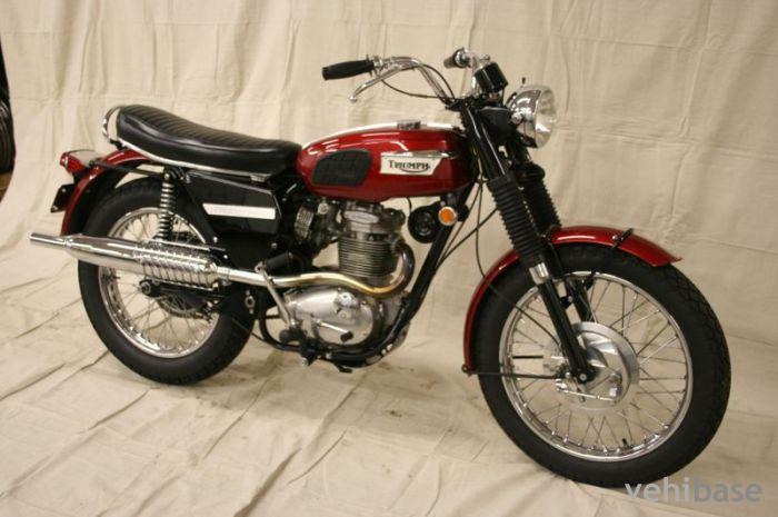 Triumph Trophy 250