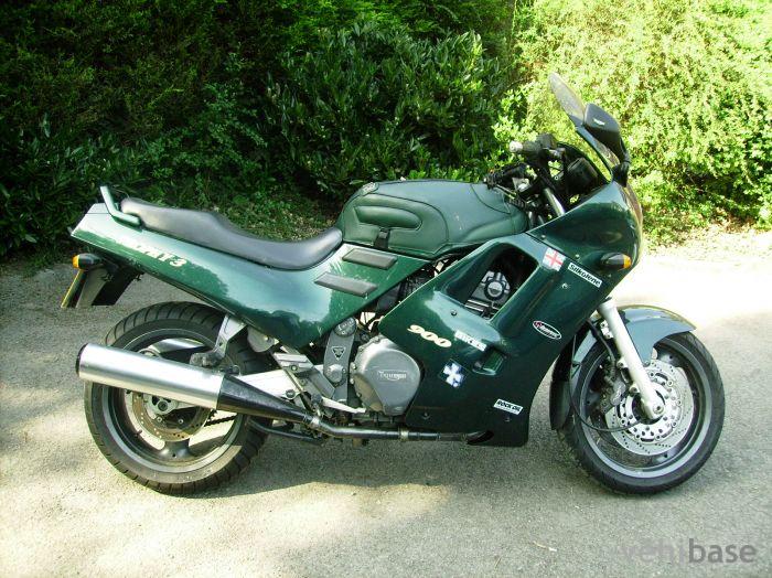 Triumph Trophy 900