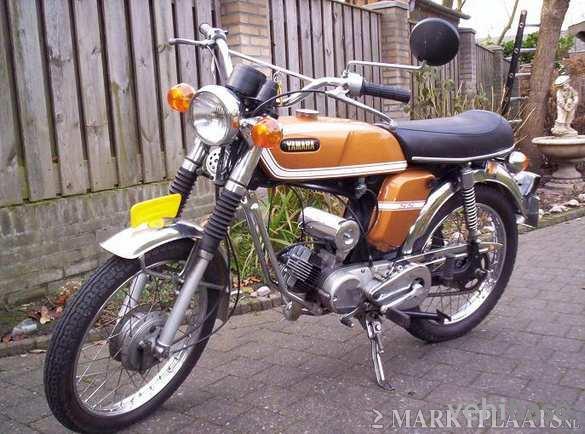 Yamaha FS1
