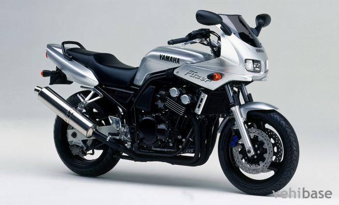Yamaha FZS 600 Fazer