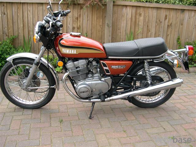 Yamaha TX 500