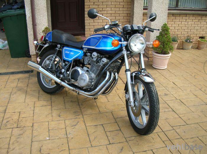 Yamaha XS 750 DOHC