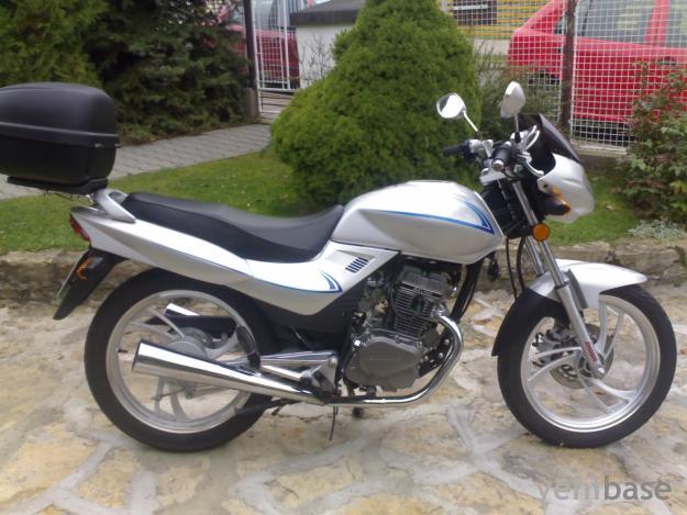 Yuki Twinsport 125
