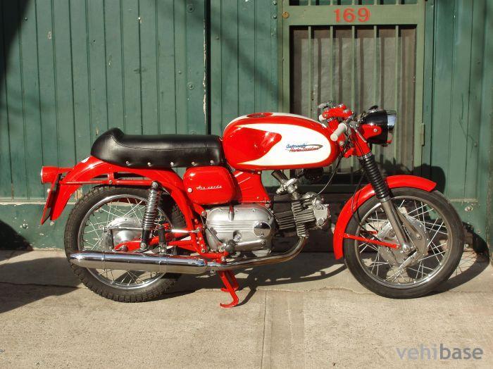 Aermacchi Ala Verde