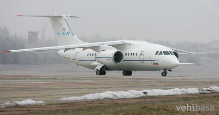 Antonov An-148