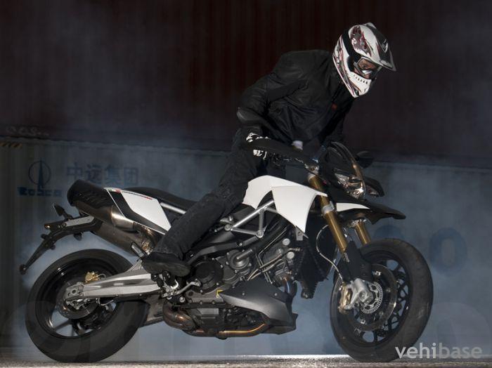 Aprilia DORSODURO 1200