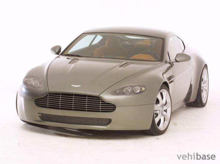 Aston Martin AMV8 Vantage