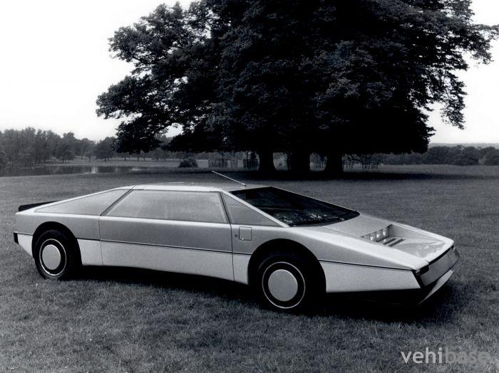 Aston Martin Bulldog