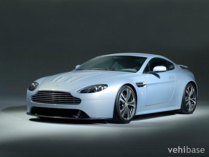 Aston Martin V12 Vantage RS