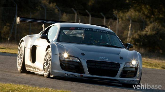 Audi R8
