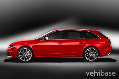Audi RS4 Avant V8