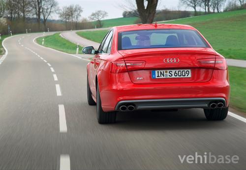Audi S6 V8