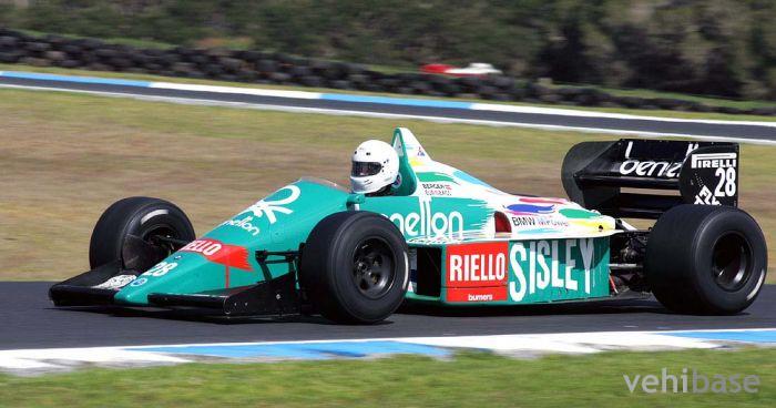 Benetton B186