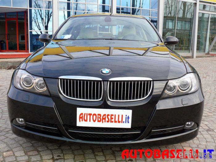 BMW 320i (E90)