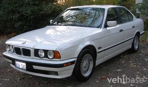 BMW 535i (E34)