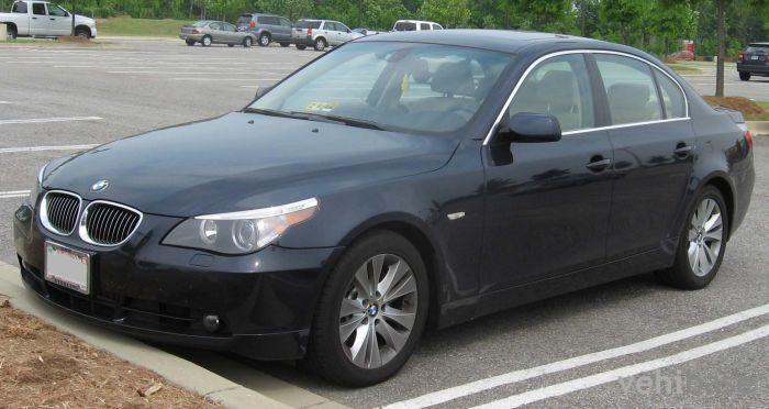 BMW 545i (E60)