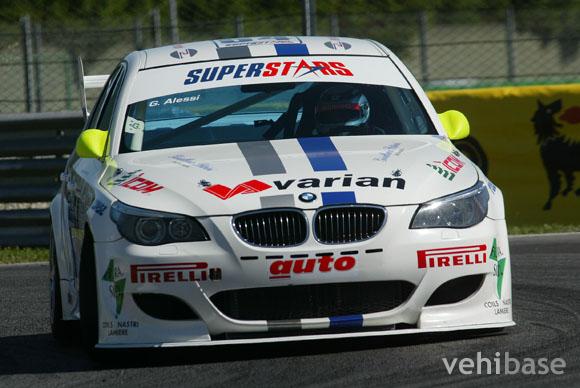 BMW 550i Superstars