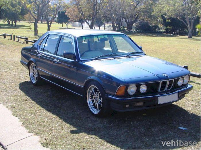 BMW 728 (E23)