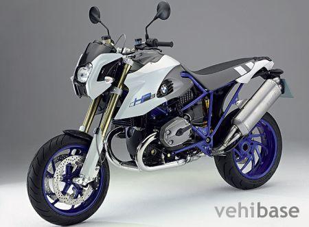 BMW HP2 Megamoto