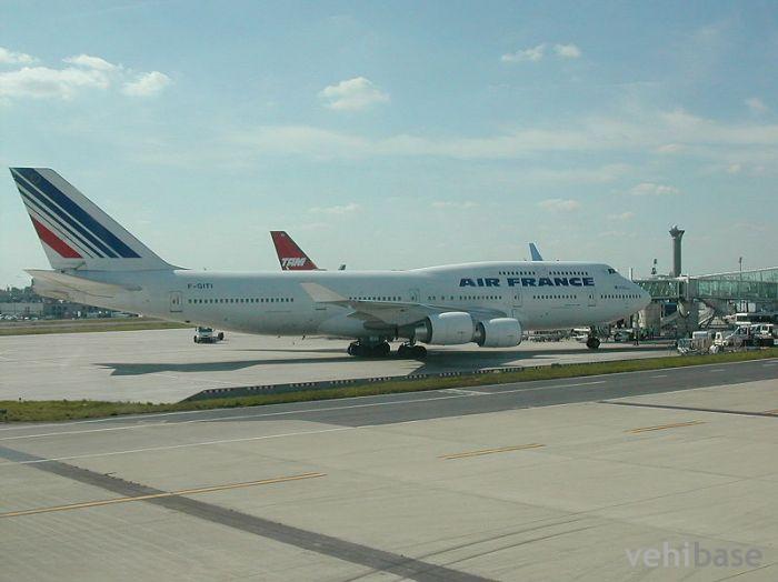 Boeing 747-400