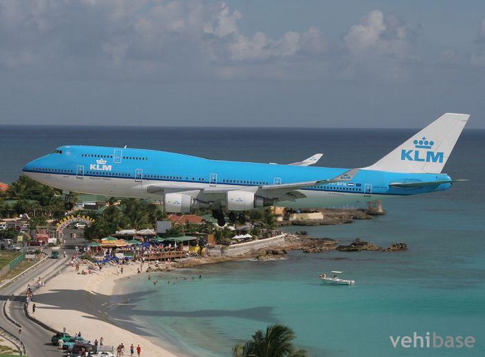 Boeing 747-400