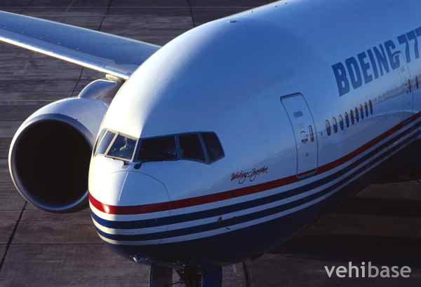 Boeing 777-300