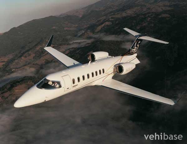 Bombardier Learjet 45