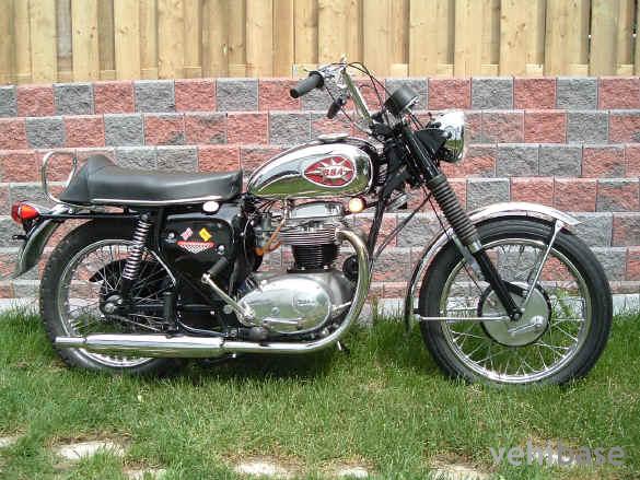 BSA A 65 Thunderbolt
