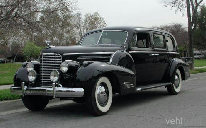 Cadillac Imperial V16