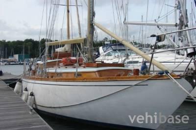 Camper & Nicholson 36
