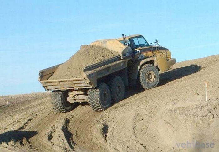 Caterpillar 740E
