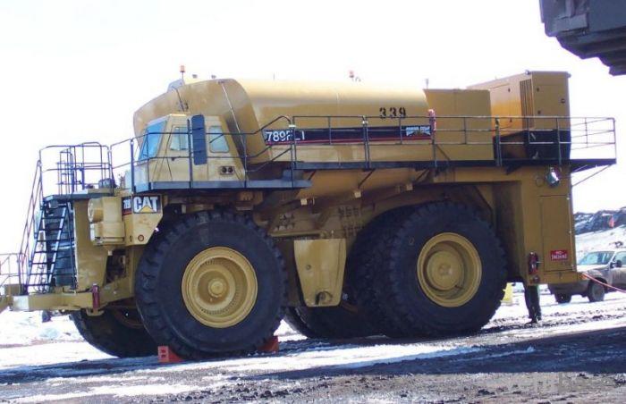 Caterpillar 789B